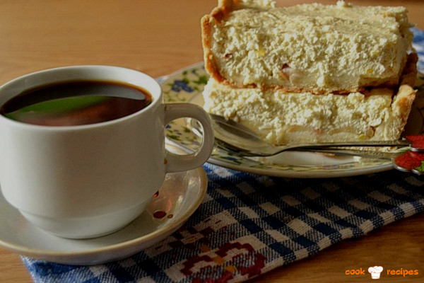 Творожный пирог с яблоками
